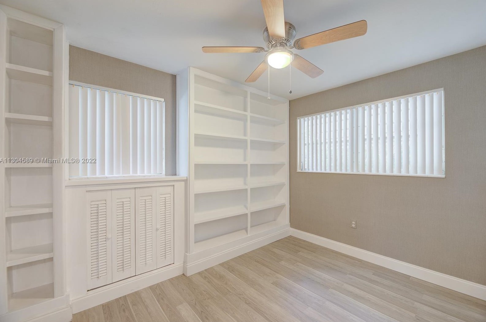 1430 79th Way, Hollywood FL  33024-5140 exterior