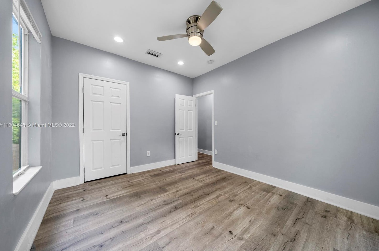 120 49 St, Miami FL 33175-5000 exterior