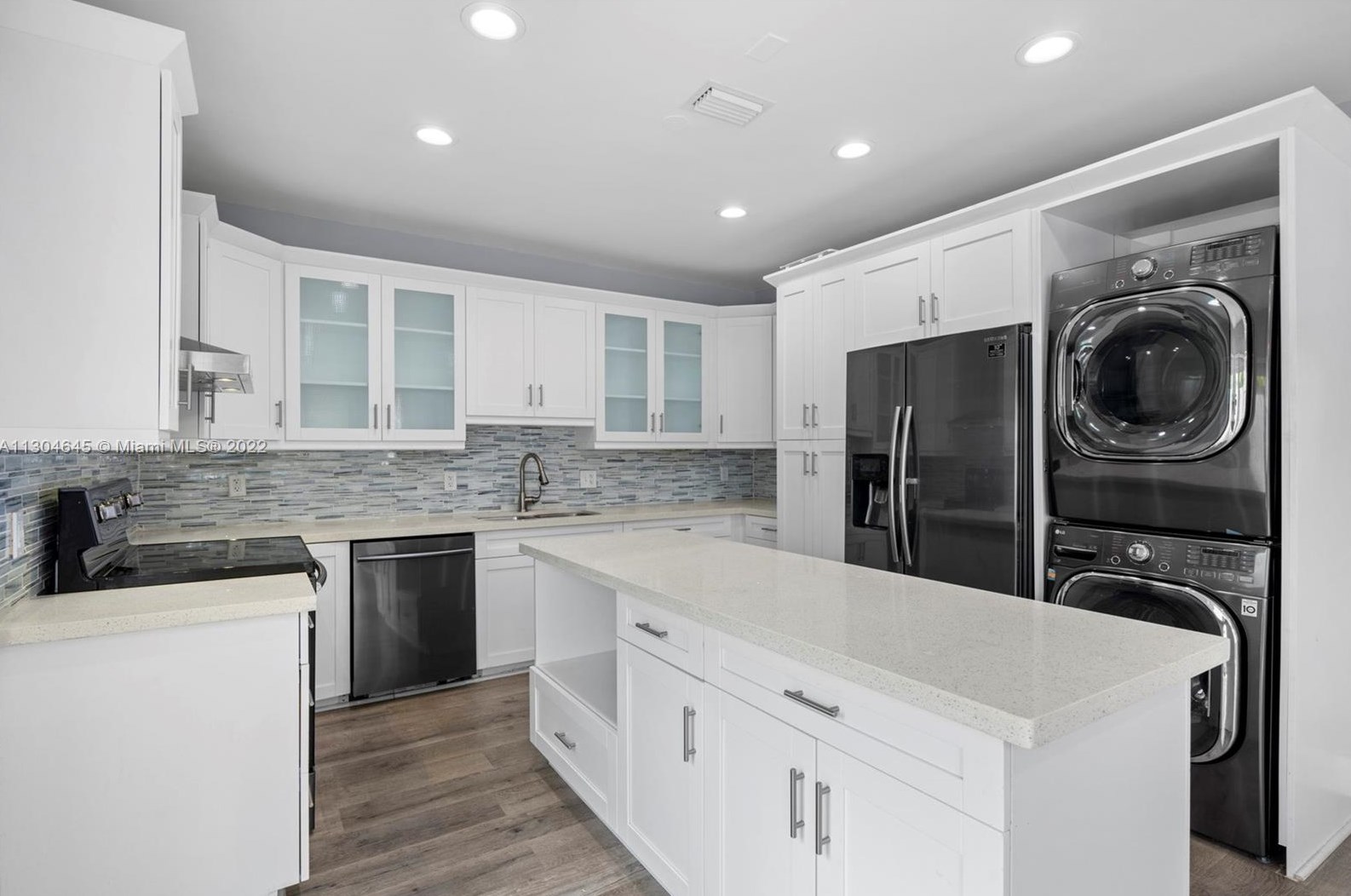 120 49 St, Miami FL 33175-5000 exterior