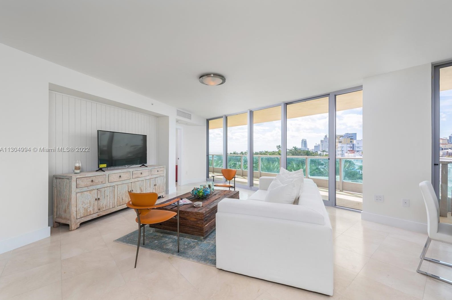 1455 Ocean Dr, Miami, FL 33139-4107