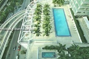 1111 1st Ave, Miami FL  33130-5400 exterior