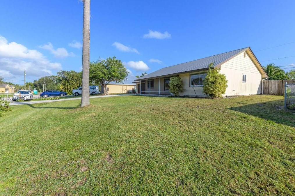 438 Sw Lairo Ave, Fort Pierce, FL 34953