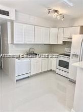 1120 102nd St #4, Miami, FL 33154