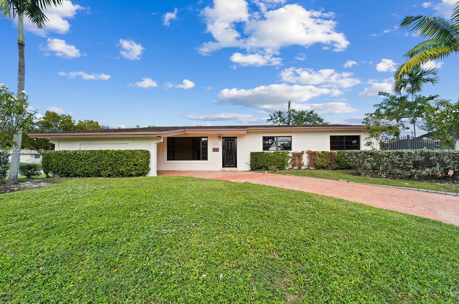9835 Sw 76th St, Miami, FL 33173