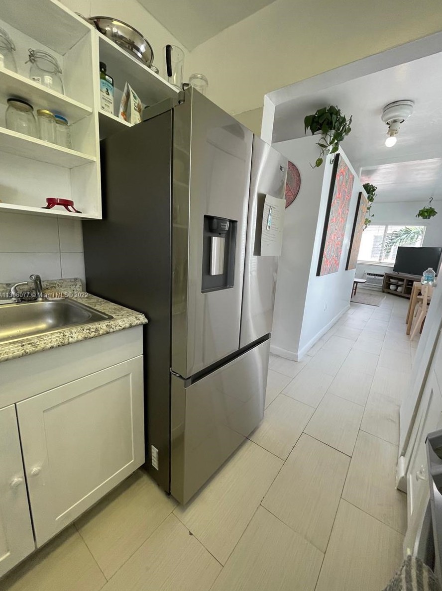 1135 Euclid Ave, Miami FL 33139-4533 exterior