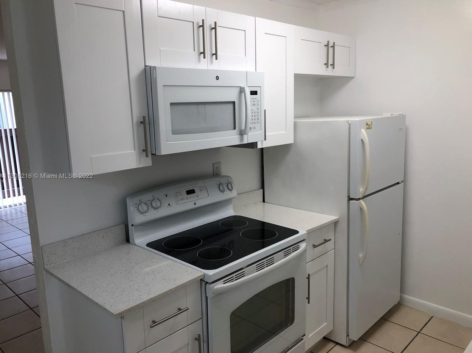 10804 Kendall Dr N #p-11, Miami, FL 33176