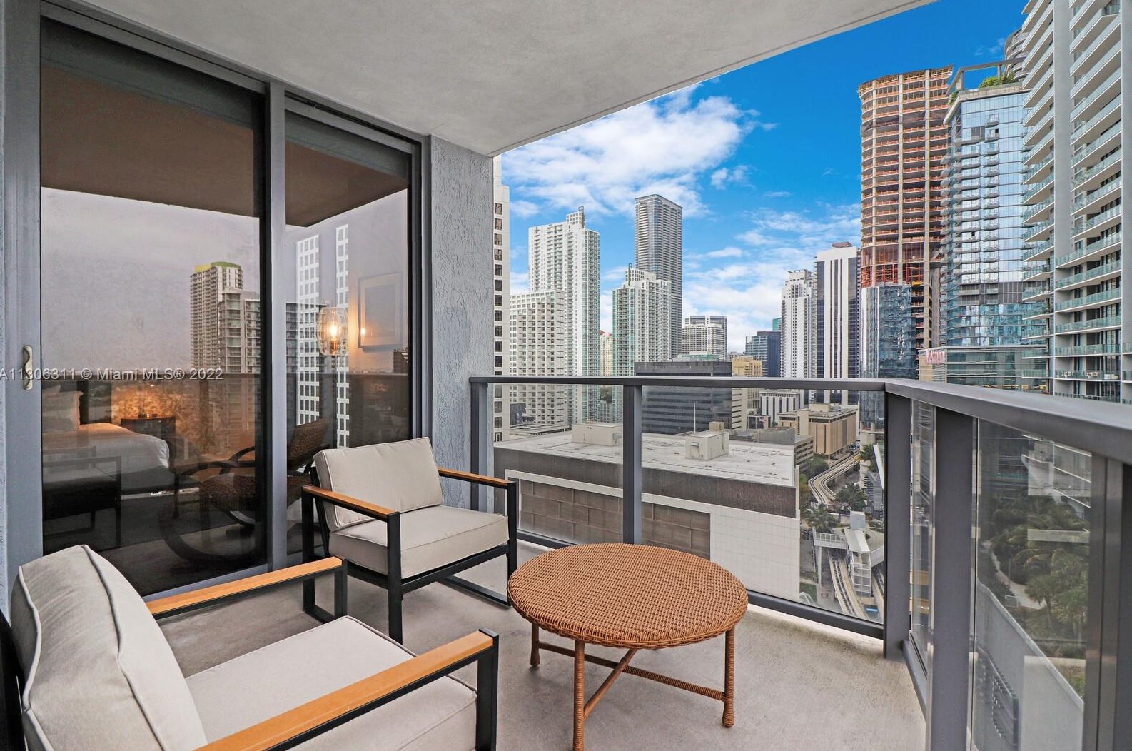 31 Se 6th St Apt 2301, Miami, FL 33131