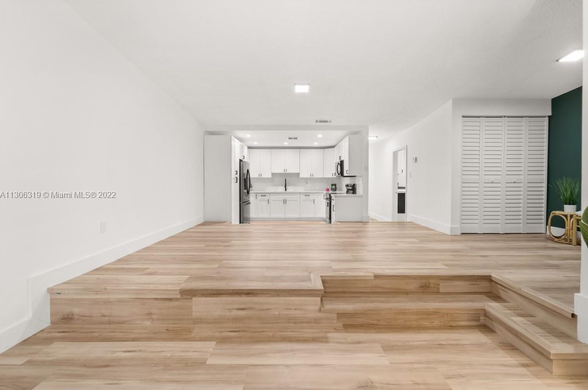 7416 106th Pl, Miami FL  33173-2945 exterior