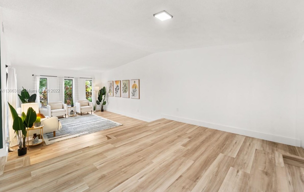 7416 106th Pl, Miami FL  33173-2945 exterior