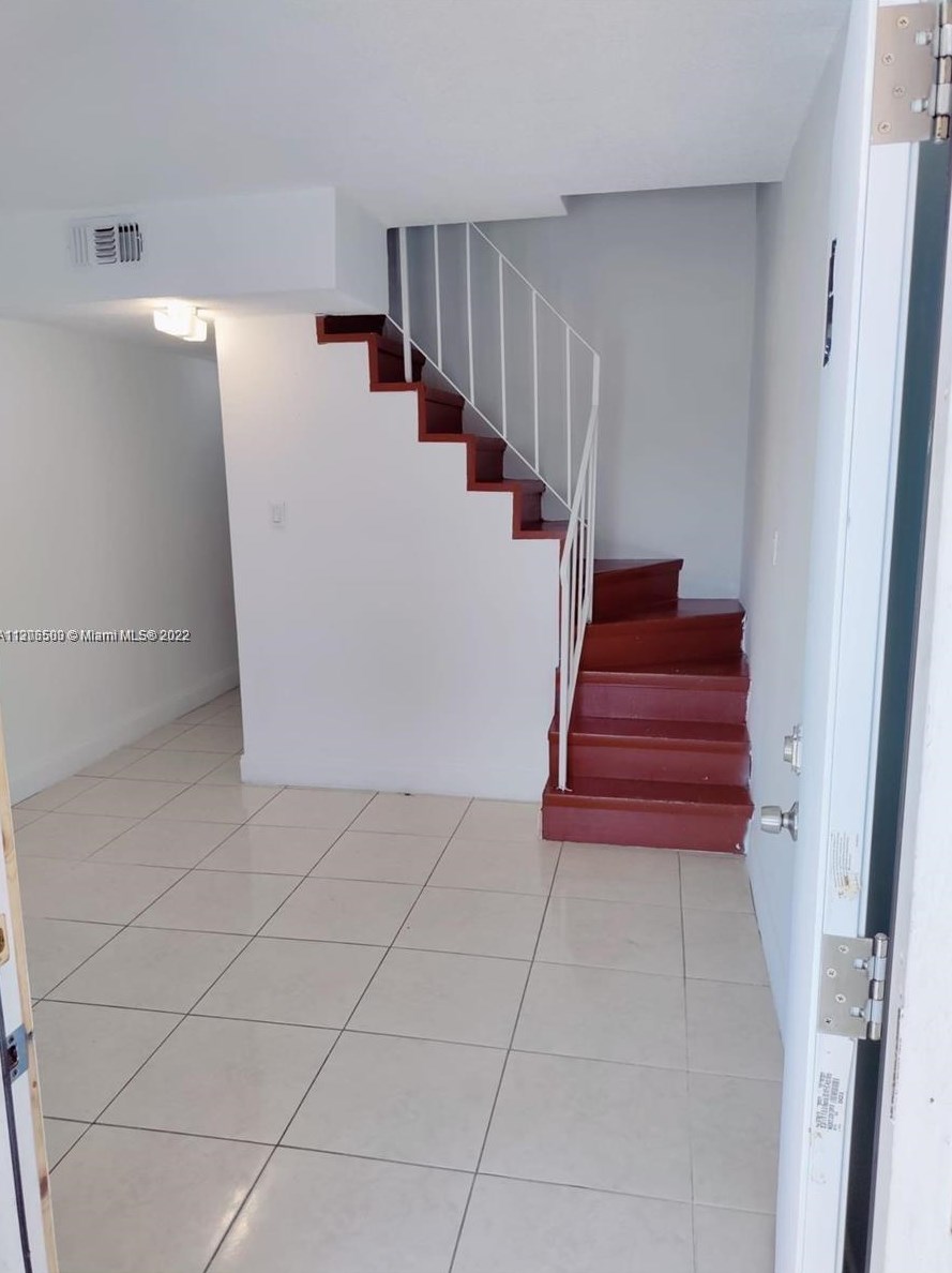 515 Sw 3rd St #11, Miami, FL 33130