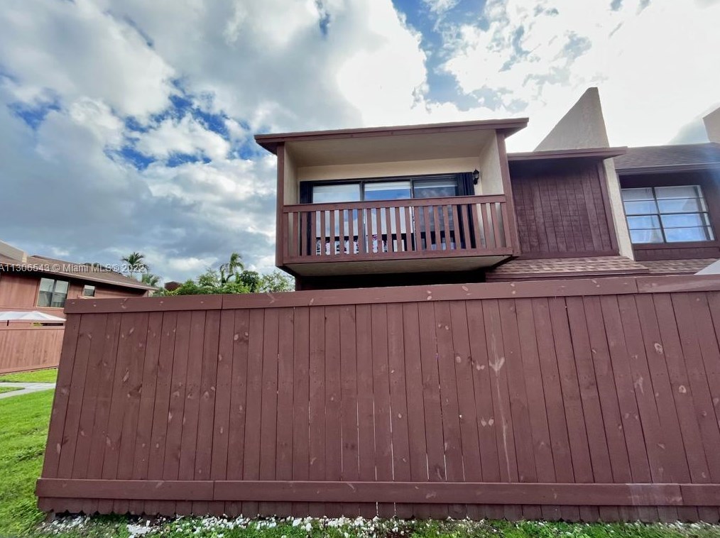 6554 114th Pl, Miami, FL 33173-4786
