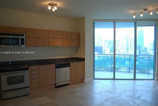 350 S Miami Ave #2014, Miami, FL 33130