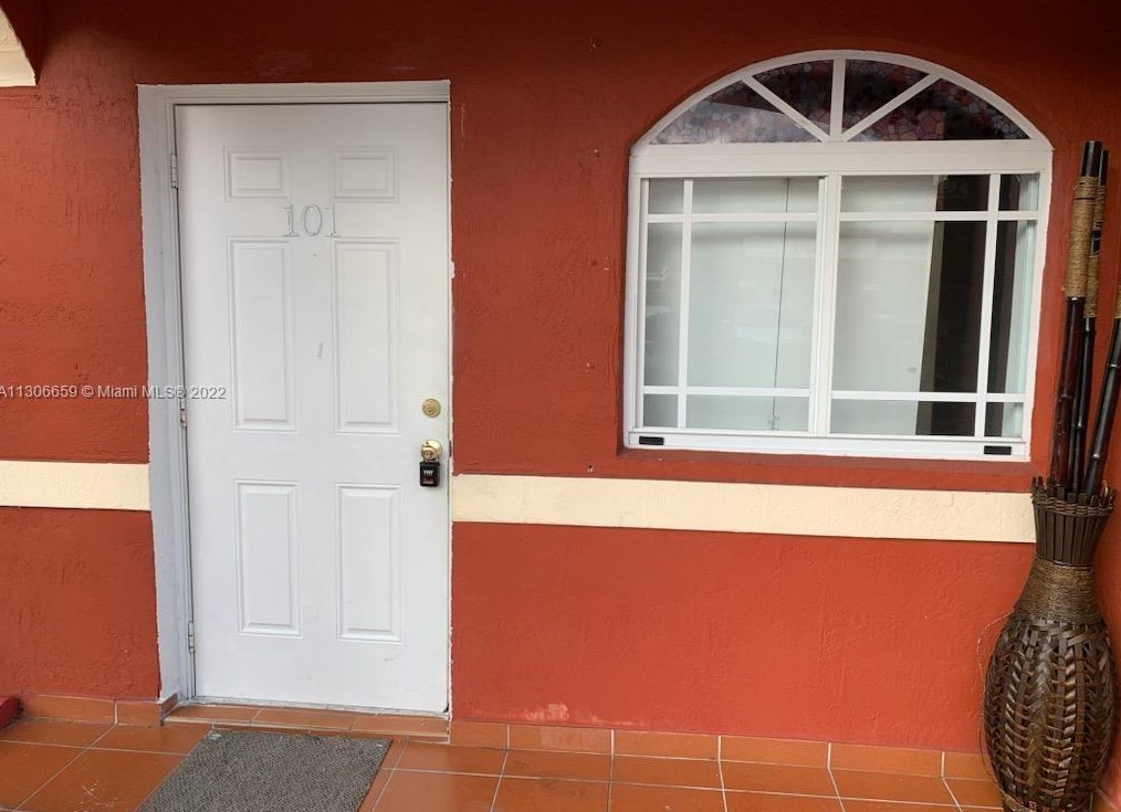 11055 W Okeechobee Rd #101, Hialeah, FL 33018