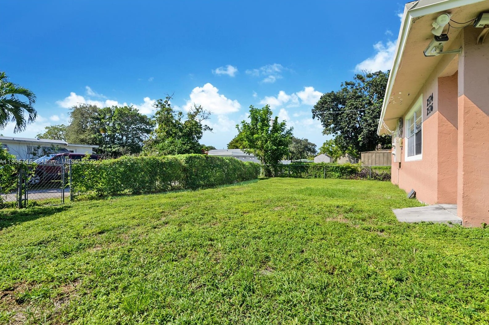 2534 Cleveland St, Hollywood, FL 33020-3016