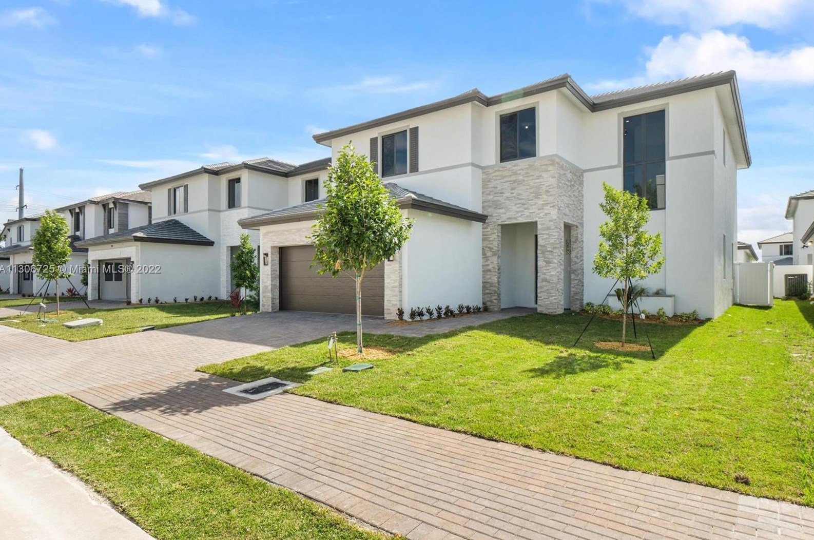 8096 48th Ter, Miami FL  33166-6602 exterior