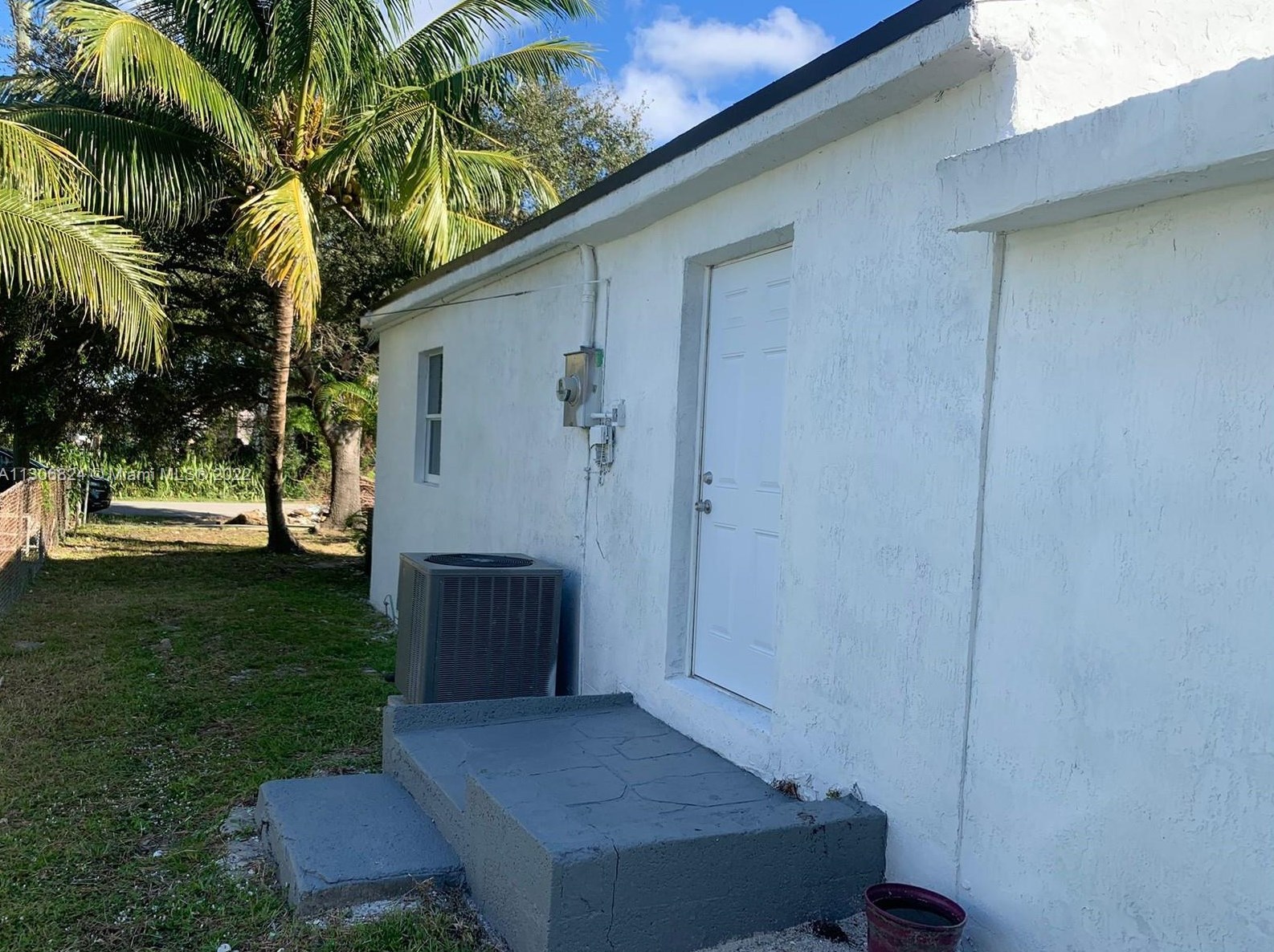 2424 44th St, Miami FL  33142-4552 exterior