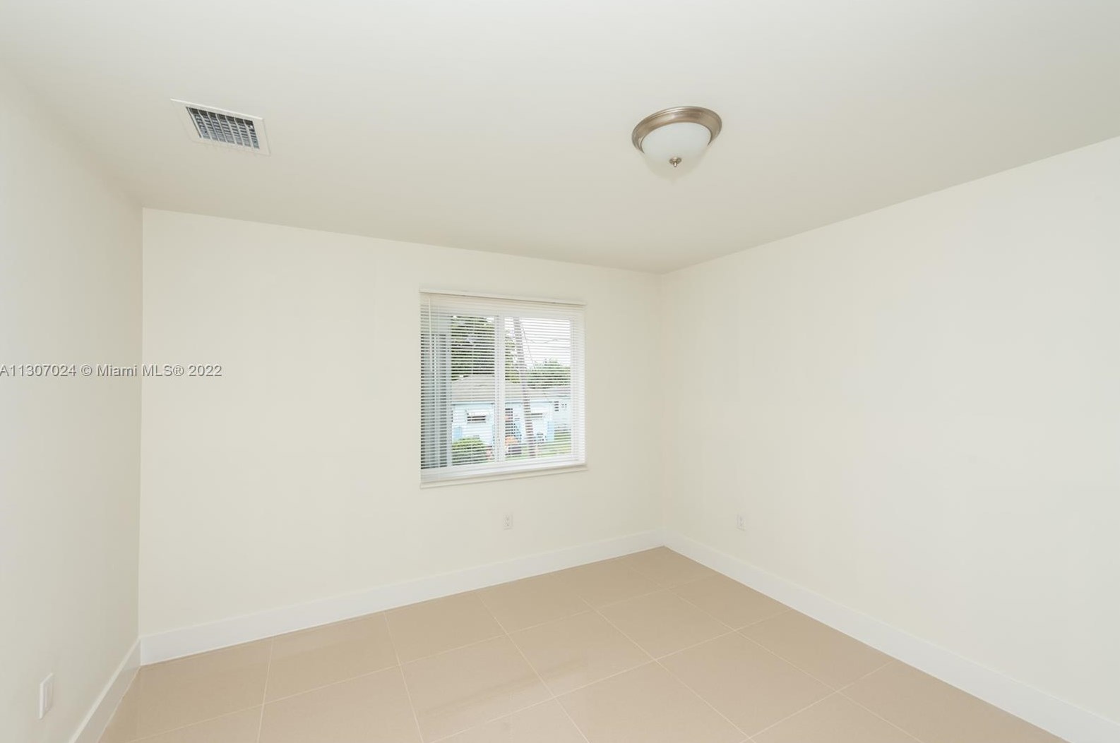 1740 Nw 64th St #2, Miami, FL 33147