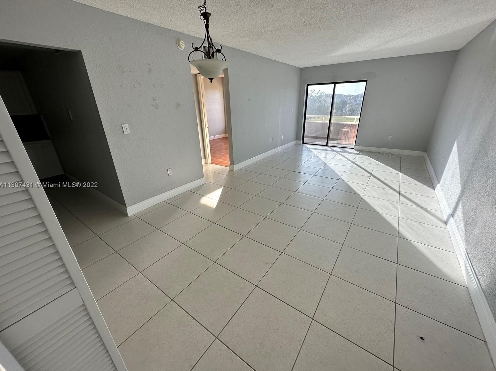 17530 Nw 68th Ave #c4010, Hialeah, FL 33015
