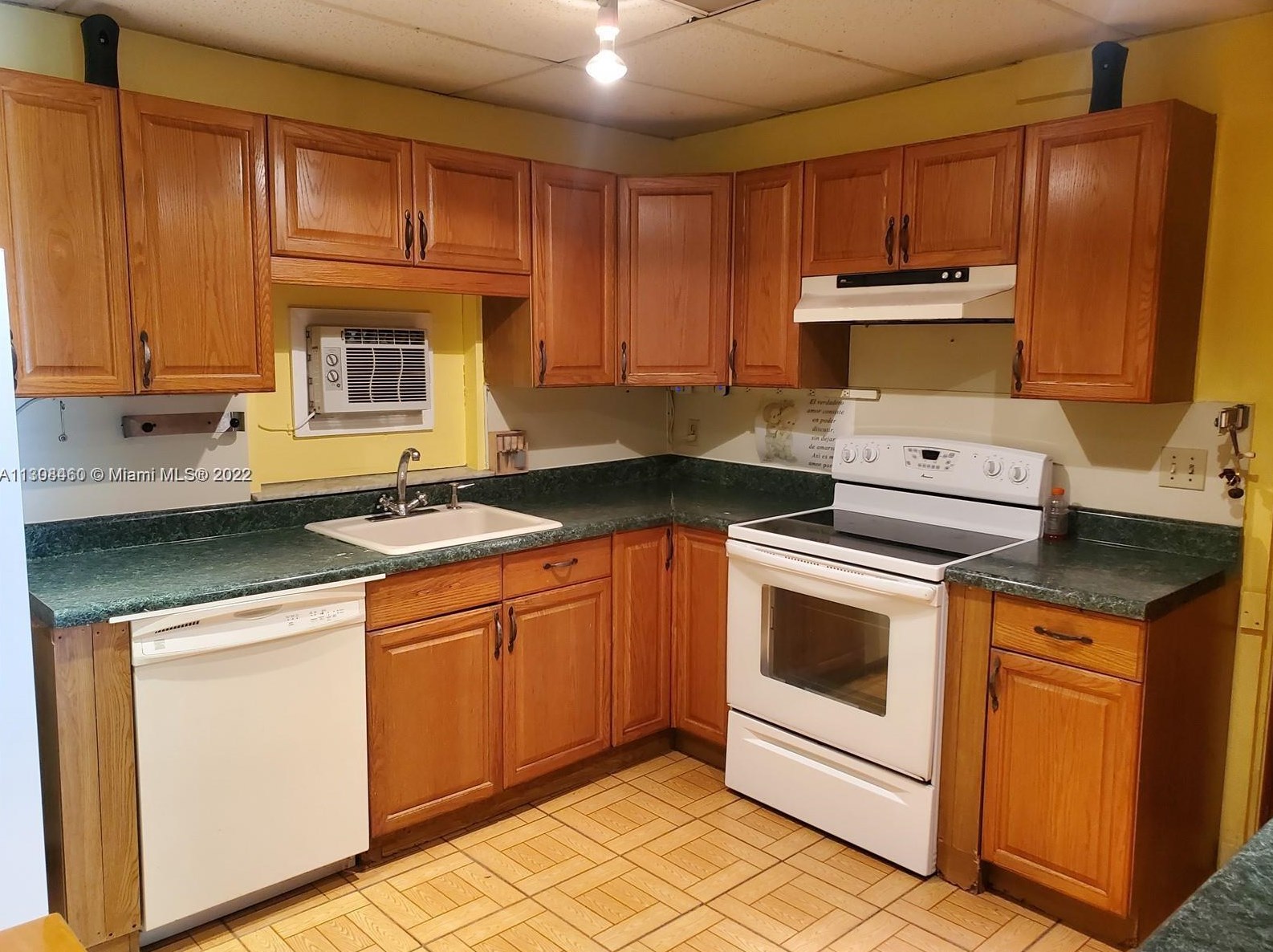 120 48th Ave, Miami, FL 33126-5225