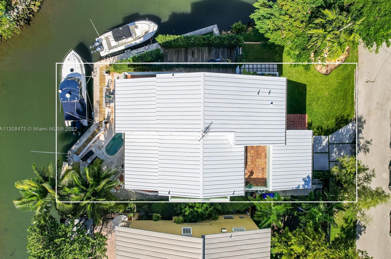 3520 Rockerman Rd, Miami, FL 33133