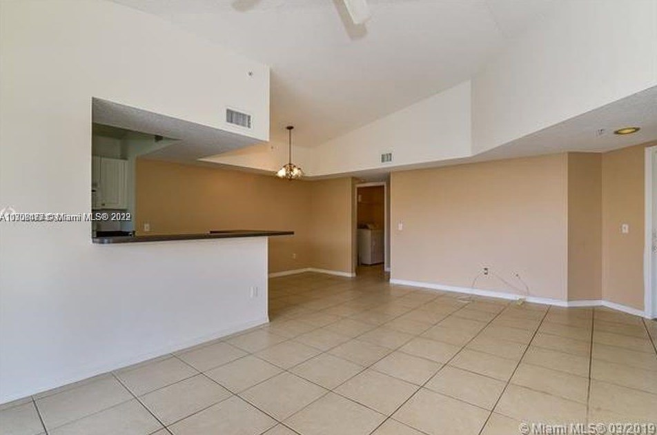 9650 Nw 2nd St #4-302, Hollywood, FL 33024