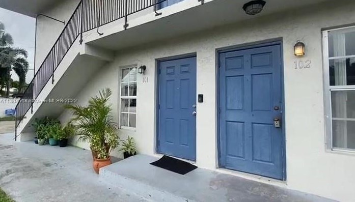 50 W 31st St #102, Hialeah, FL 33012