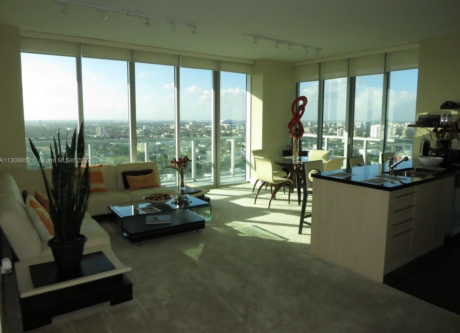 79 Sw 12th St #3112-s, Miami, FL