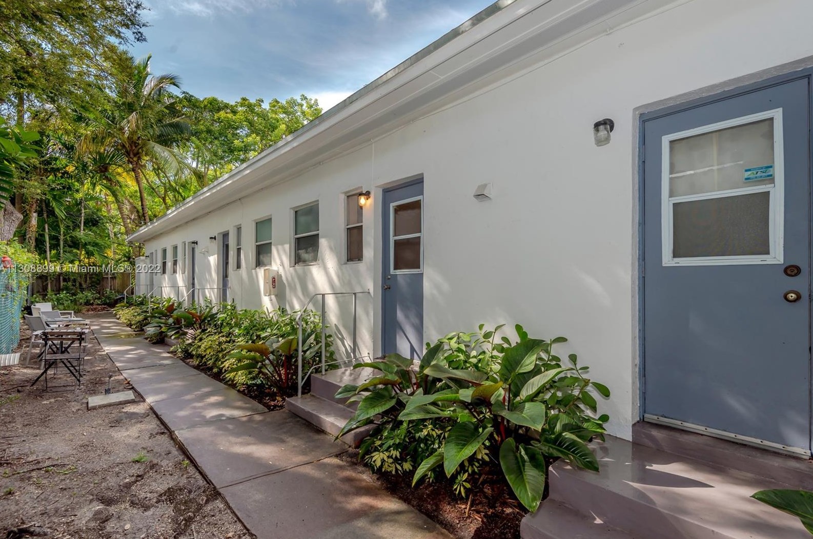 2825 3rd Ave Sw #4, Miami, FL 33129