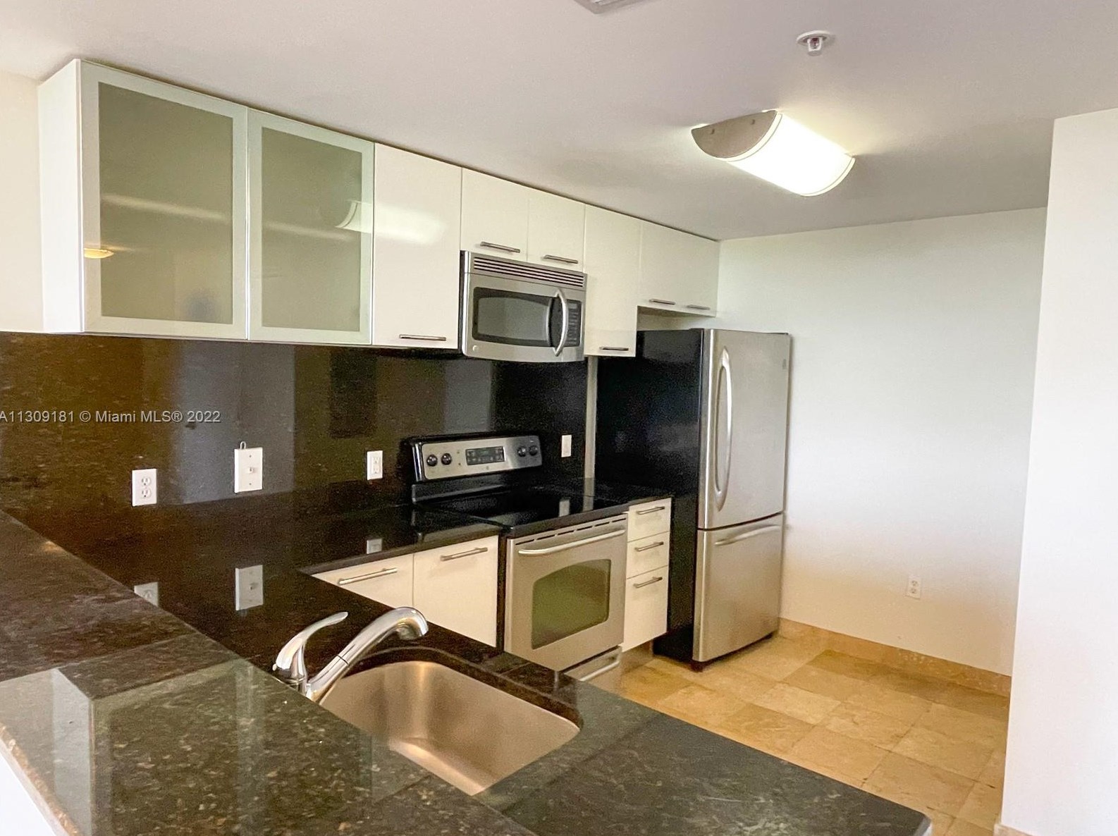 3339 Virginia St #ph-29, Miami, FL