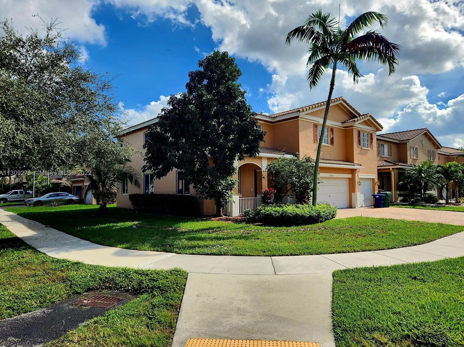 20641 10th Ave, Miami FL  33169-2368 exterior