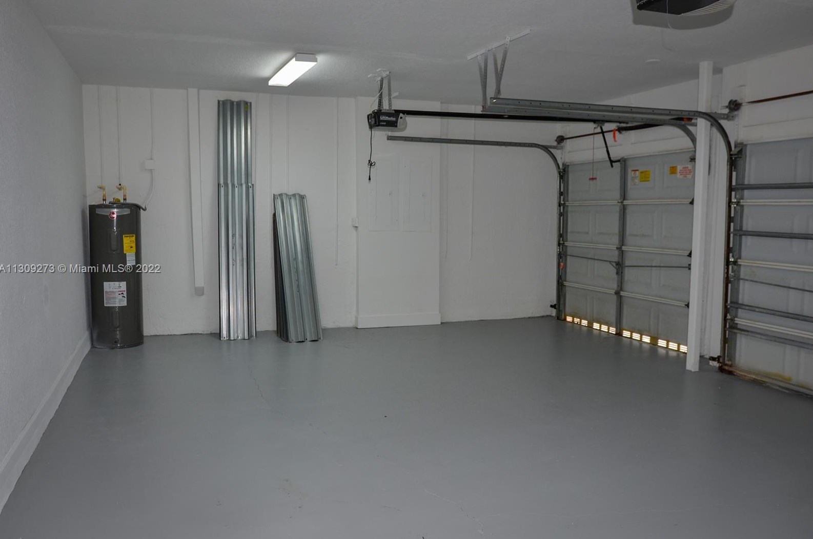 20641 10th Ave, Miami FL  33169-2368 exterior