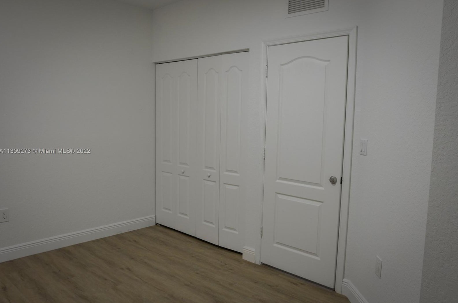 20641 10th Ave, Miami FL  33169-2368 exterior