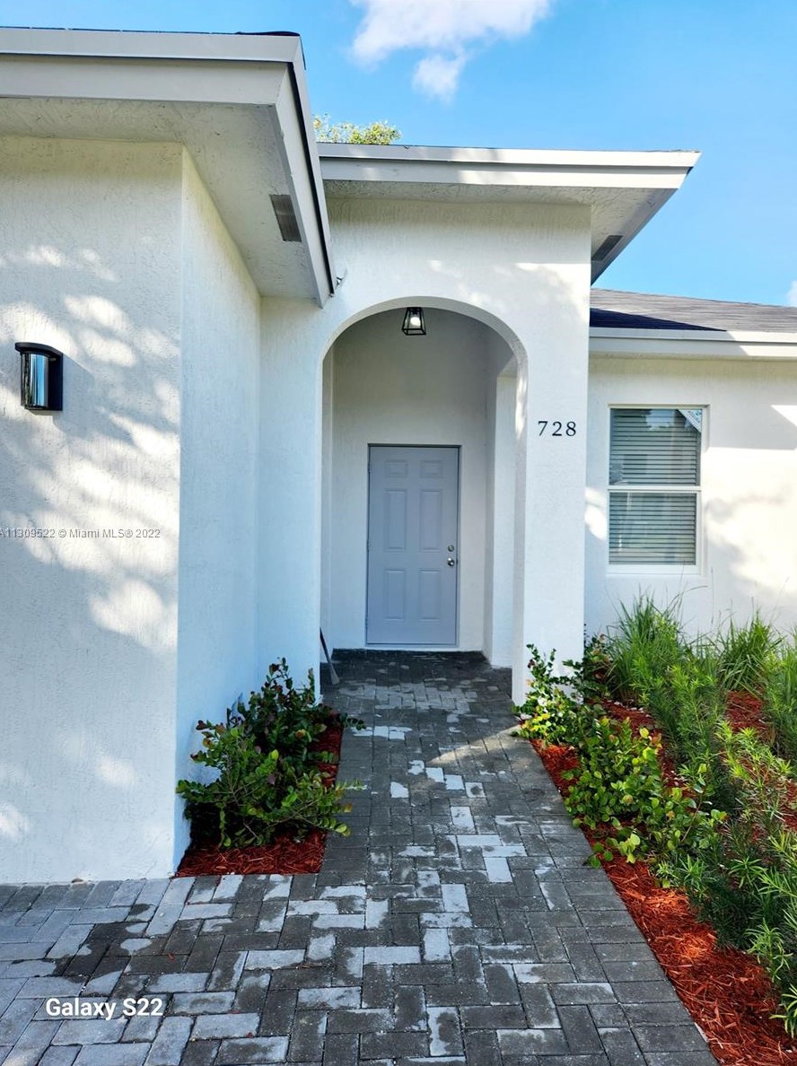 728 7th Sw, Dania Beach, FL 33004