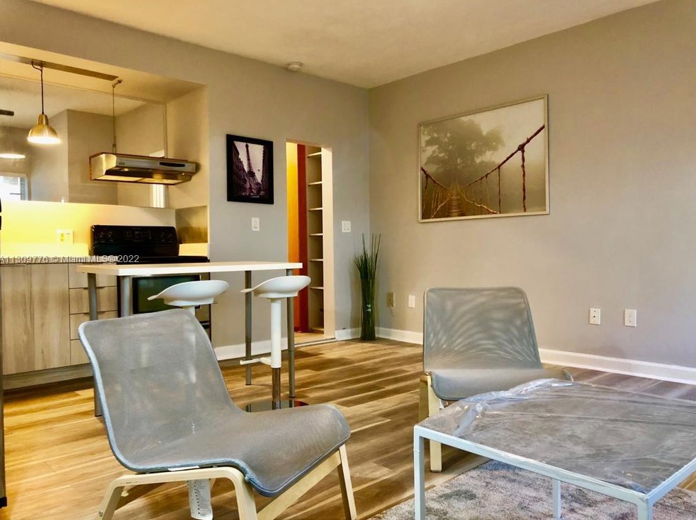 1325 Meridian Ave #5, Miami Beach, FL 33139