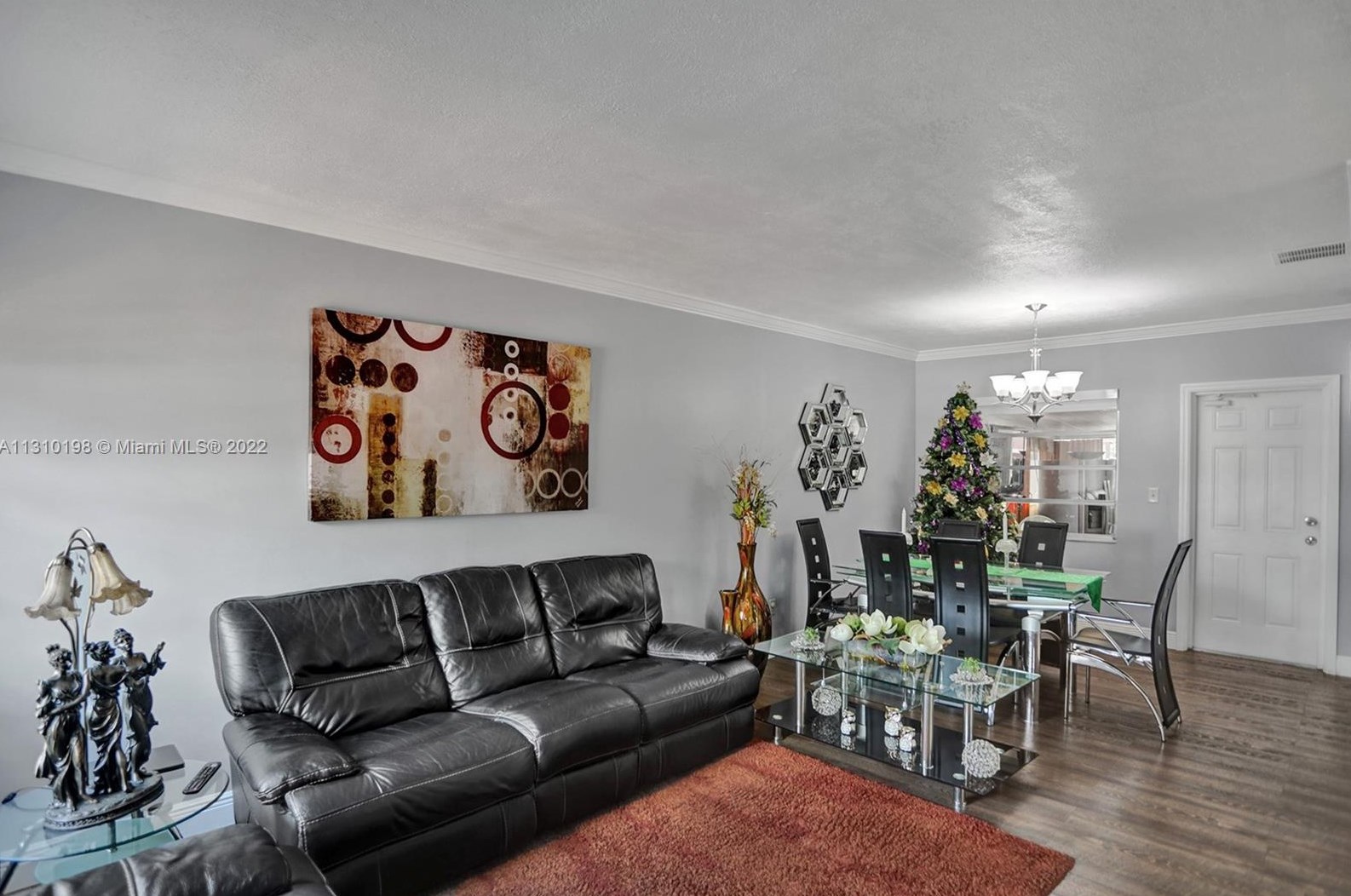 5841 Palm Ave, Hialeah, FL 33012
