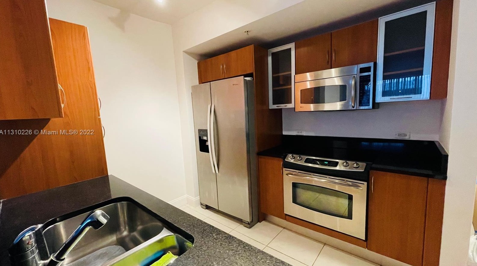 18800 Ne 29th Ave Apt 507, Miami, FL 33180