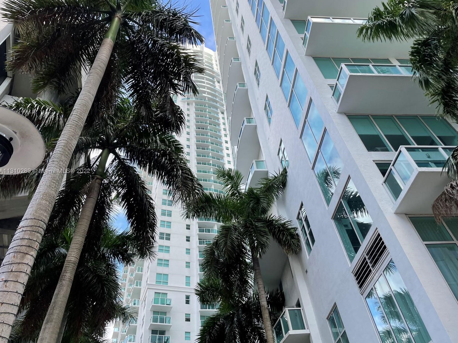 31 Se 5th St #2805, Miami, FL 33131