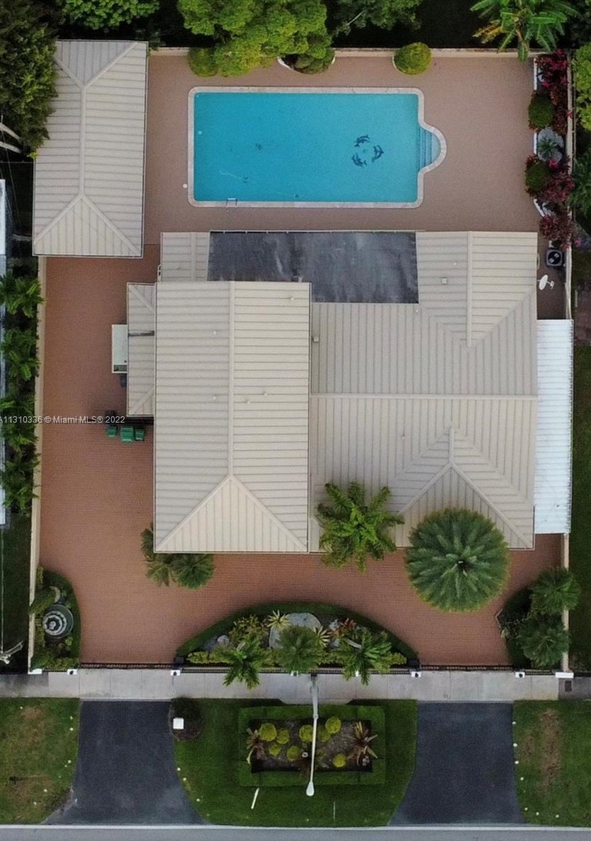3851 127th Ave, Miami, FL 33175-3301