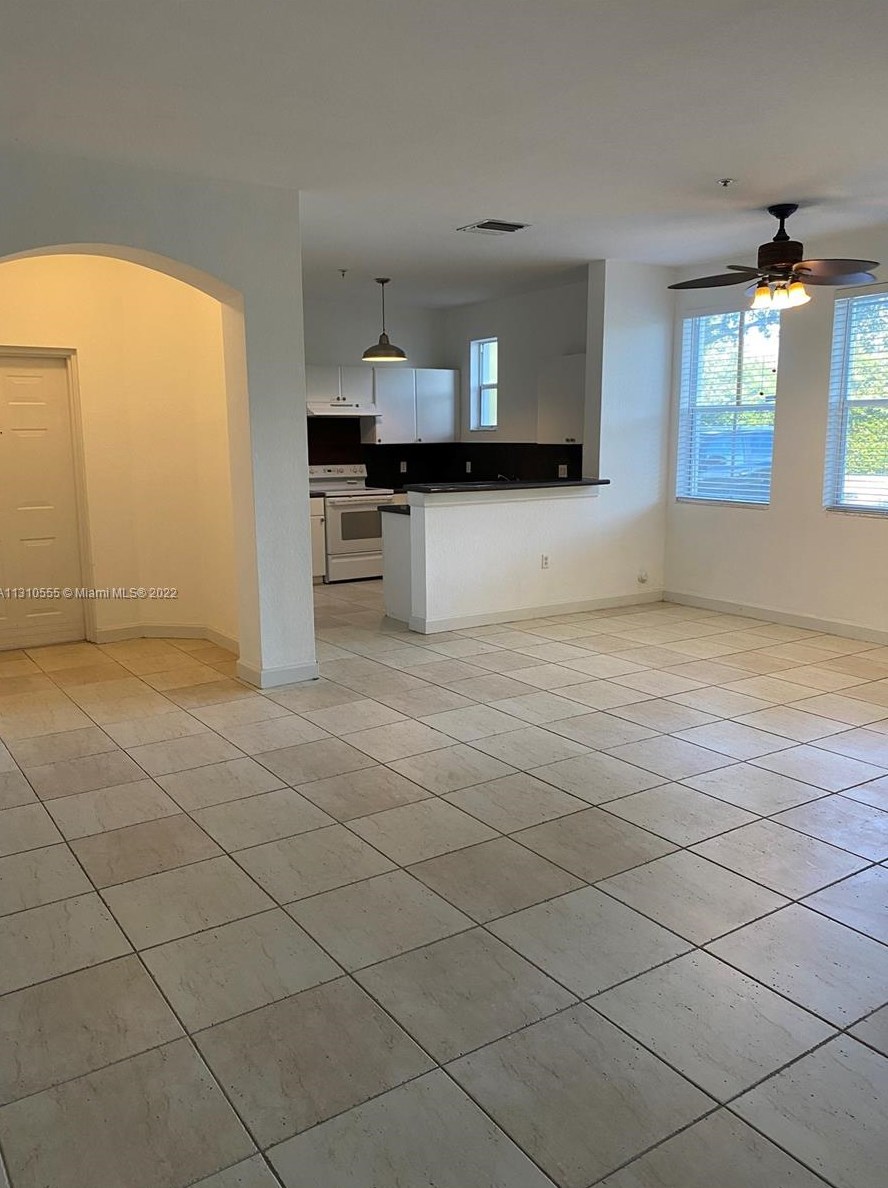 2113 Shoma Dr #2113, West Palm Beach, FL 33414