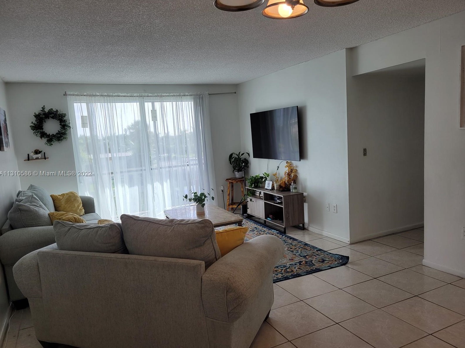 919 Hillcrest Dr #306, Hollywood, FL 33021