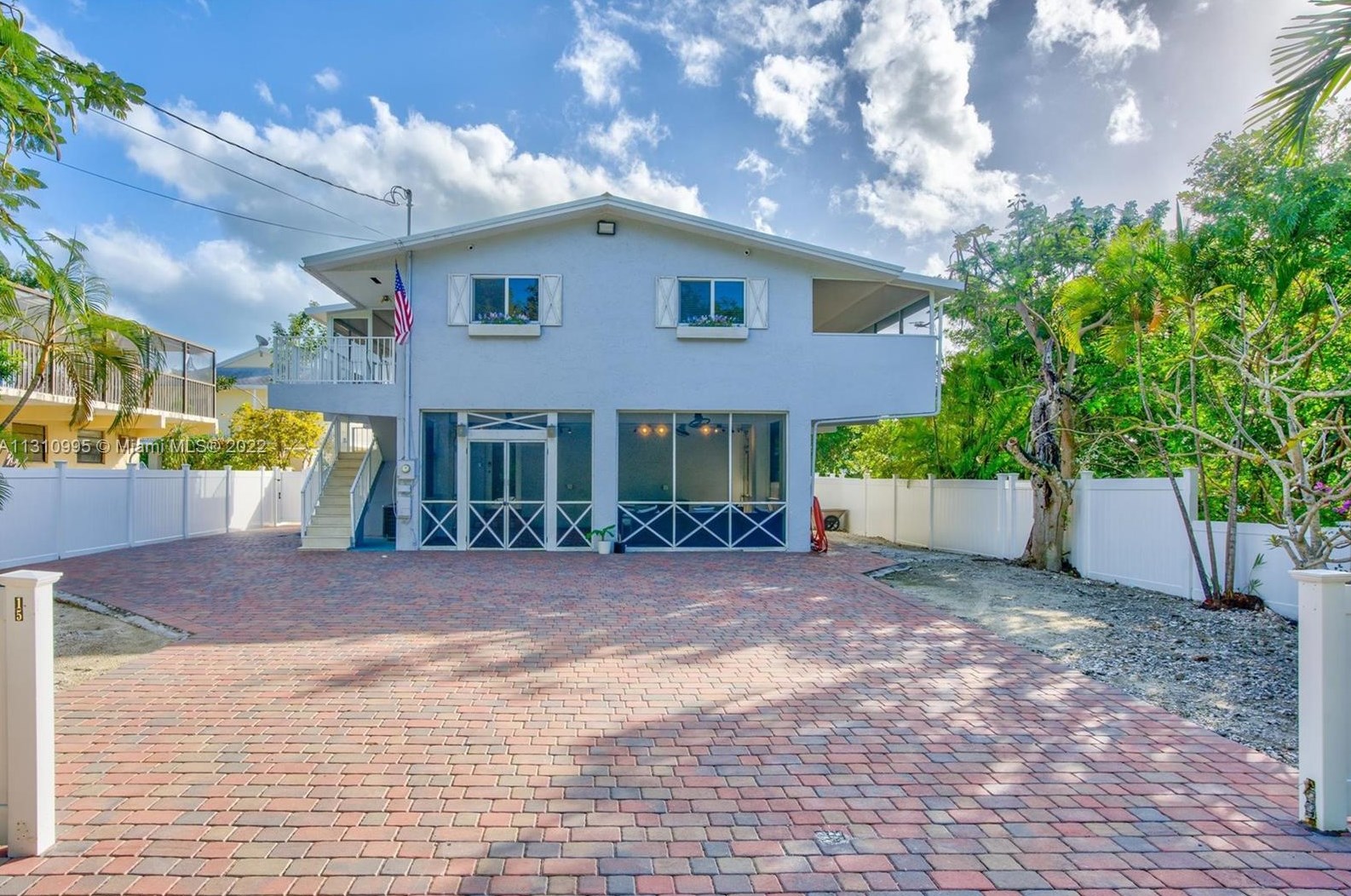 15 Garden Cove Dr, Key Largo, FL 33037