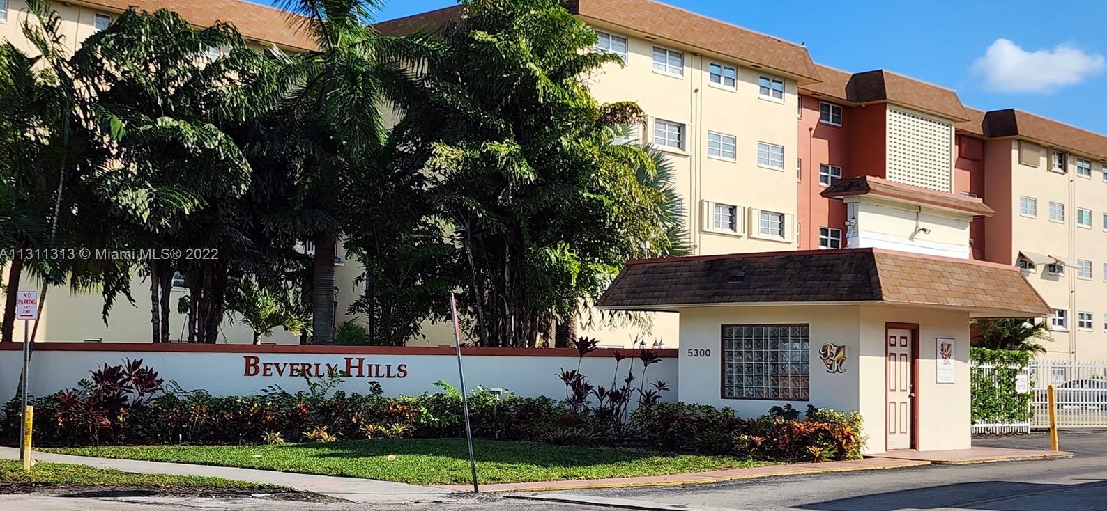 5300 Washington St #p132, Hollywood, FL 33021