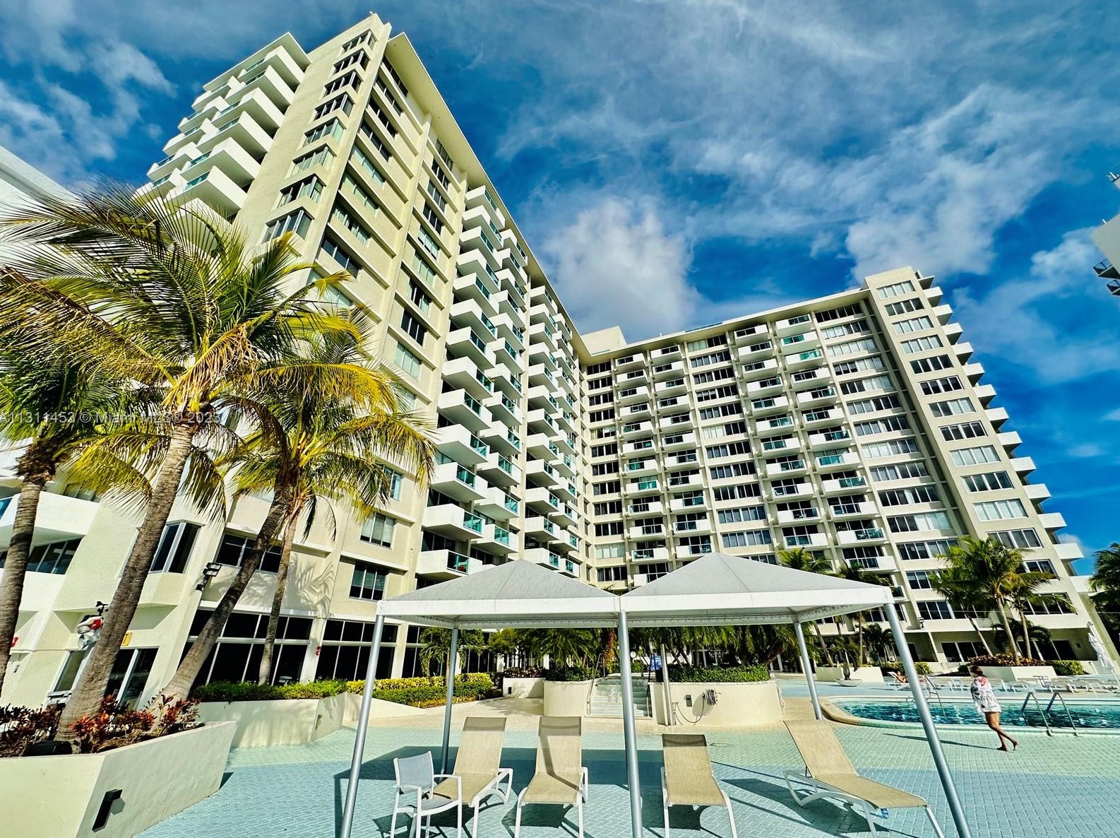 1200 West Ave, Miami Beach FL  33139-4308 exterior