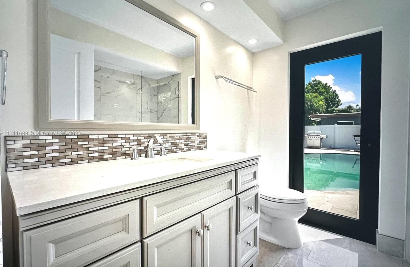 1415 Camino Real, Boca Raton FL  33486-8452 exterior