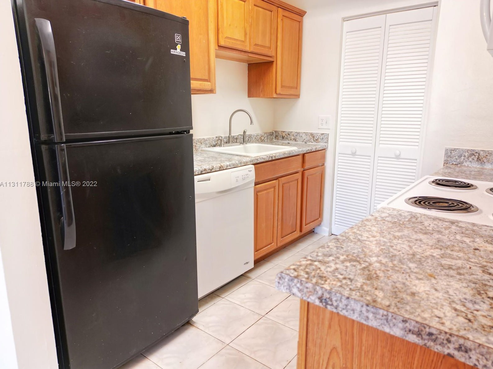 1711 92nd Ave, Hollywood FL  33024-3256 exterior