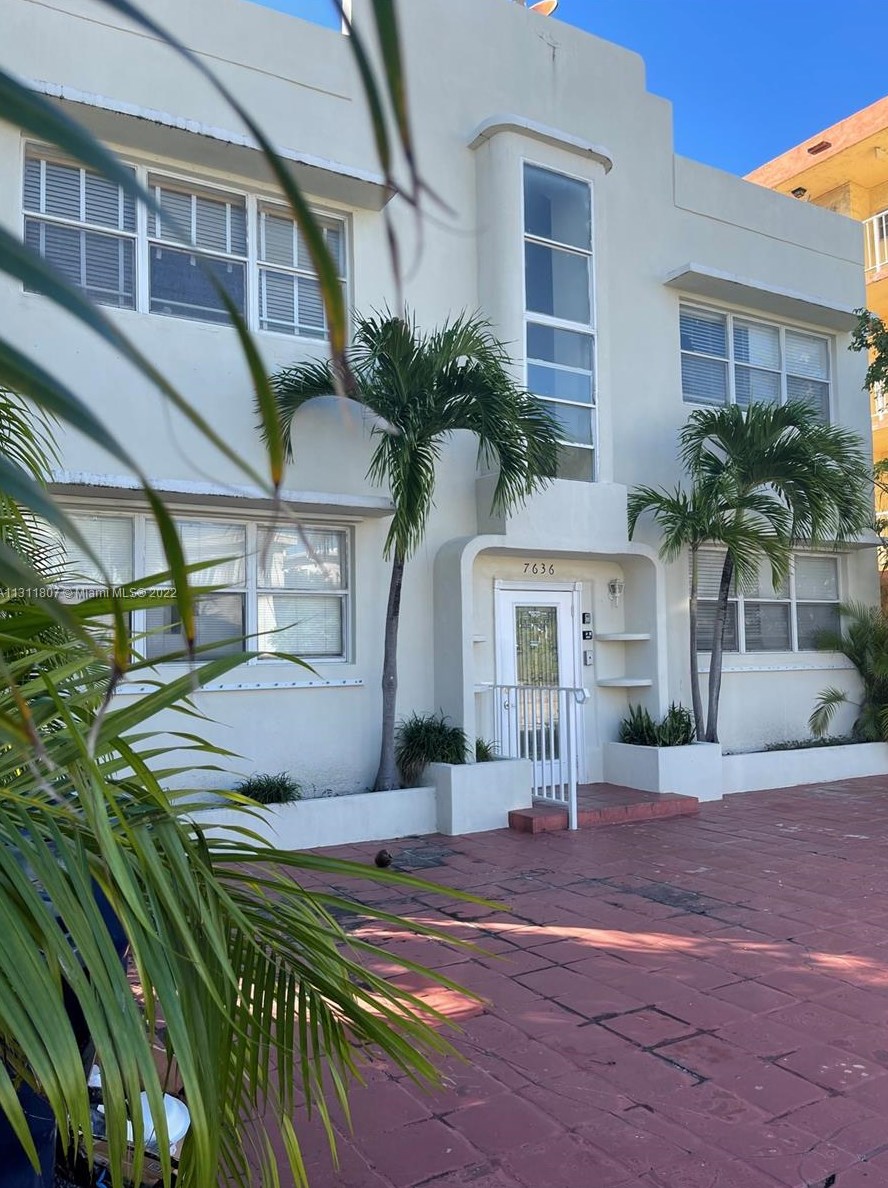 7636 Abbott Ave #4, Miami Beach, FL 33141