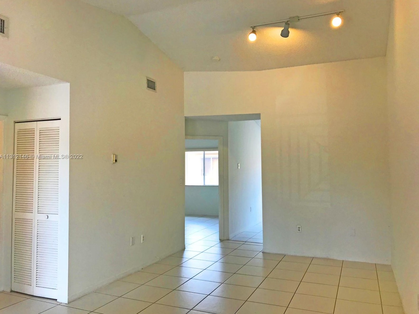 13334 Sw 152nd St Apt 2606, Miami, FL 33177