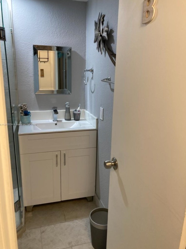 4718 67th Ave, Miami FL 33155-6849 exterior