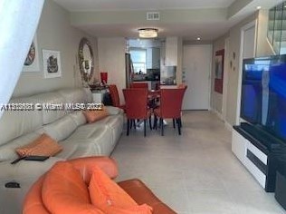 17800 Atlantic Blvd #612, Miami, FL 33160
