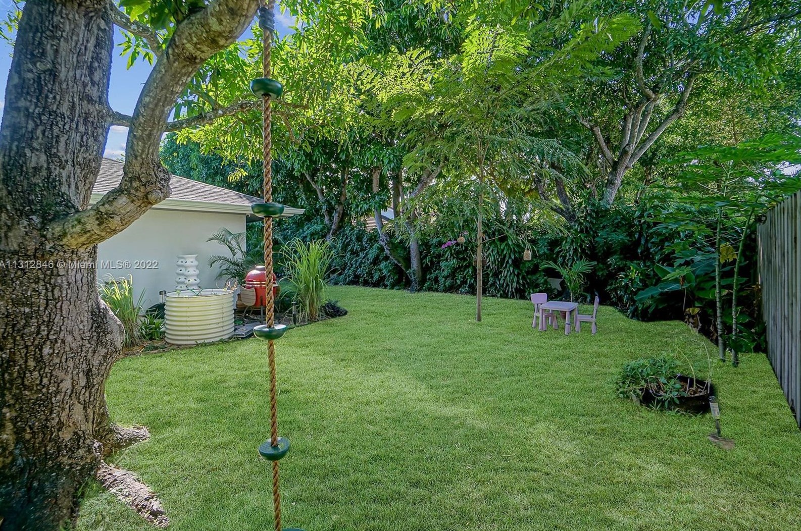 8201 162nd St, Miami FL  33157-3628 exterior